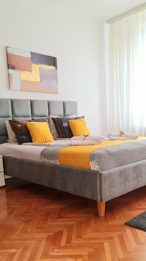 Downtown Star Apartment Belgrade Luaran gambar