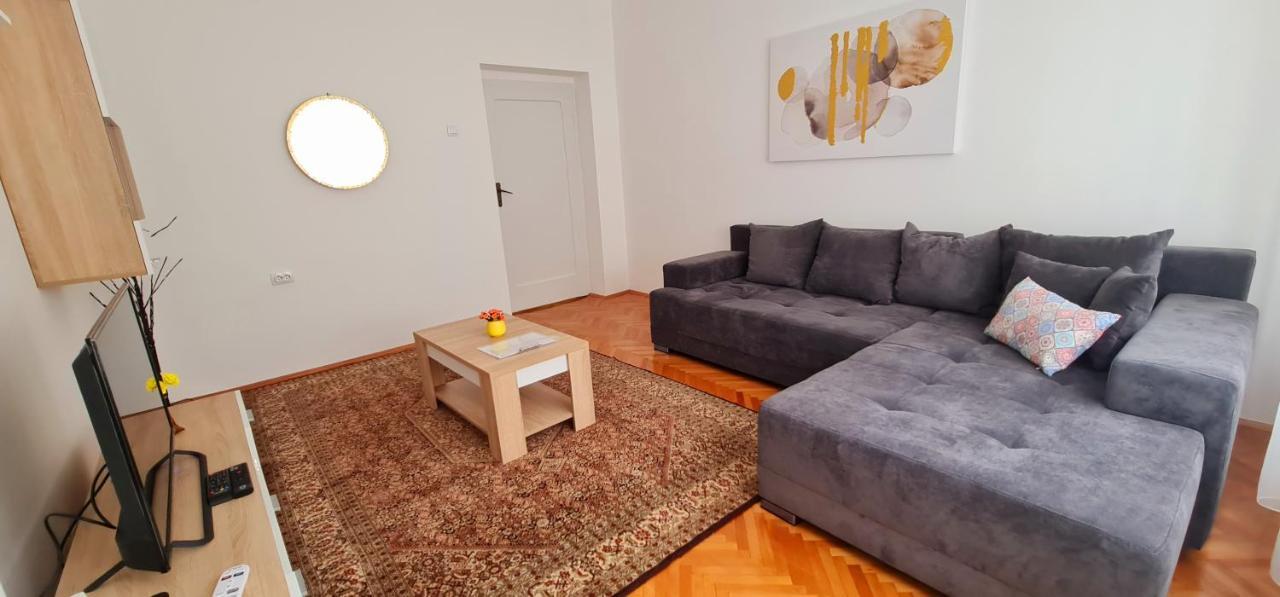 Downtown Star Apartment Belgrade Luaran gambar
