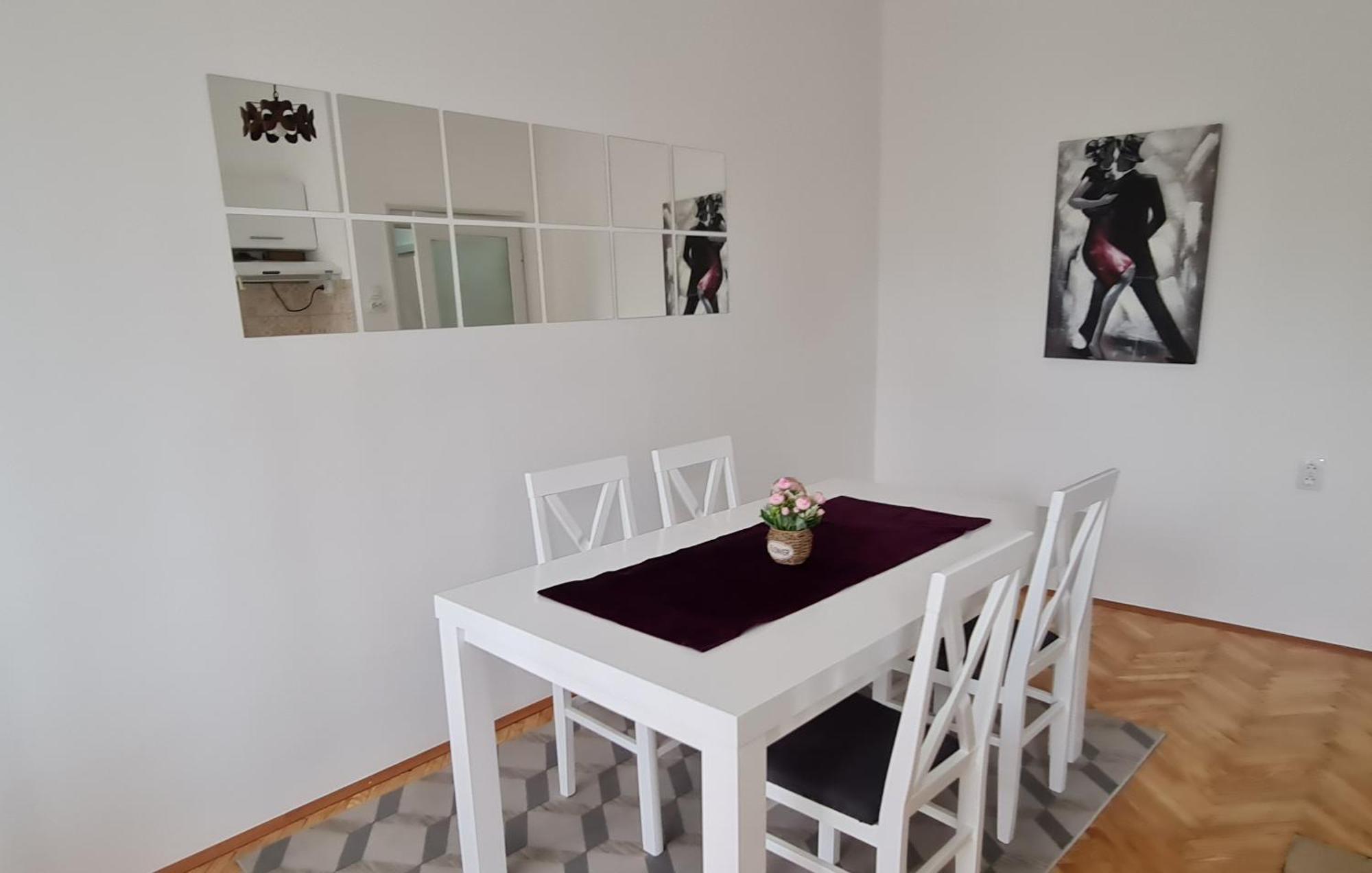 Downtown Star Apartment Belgrade Bilik gambar