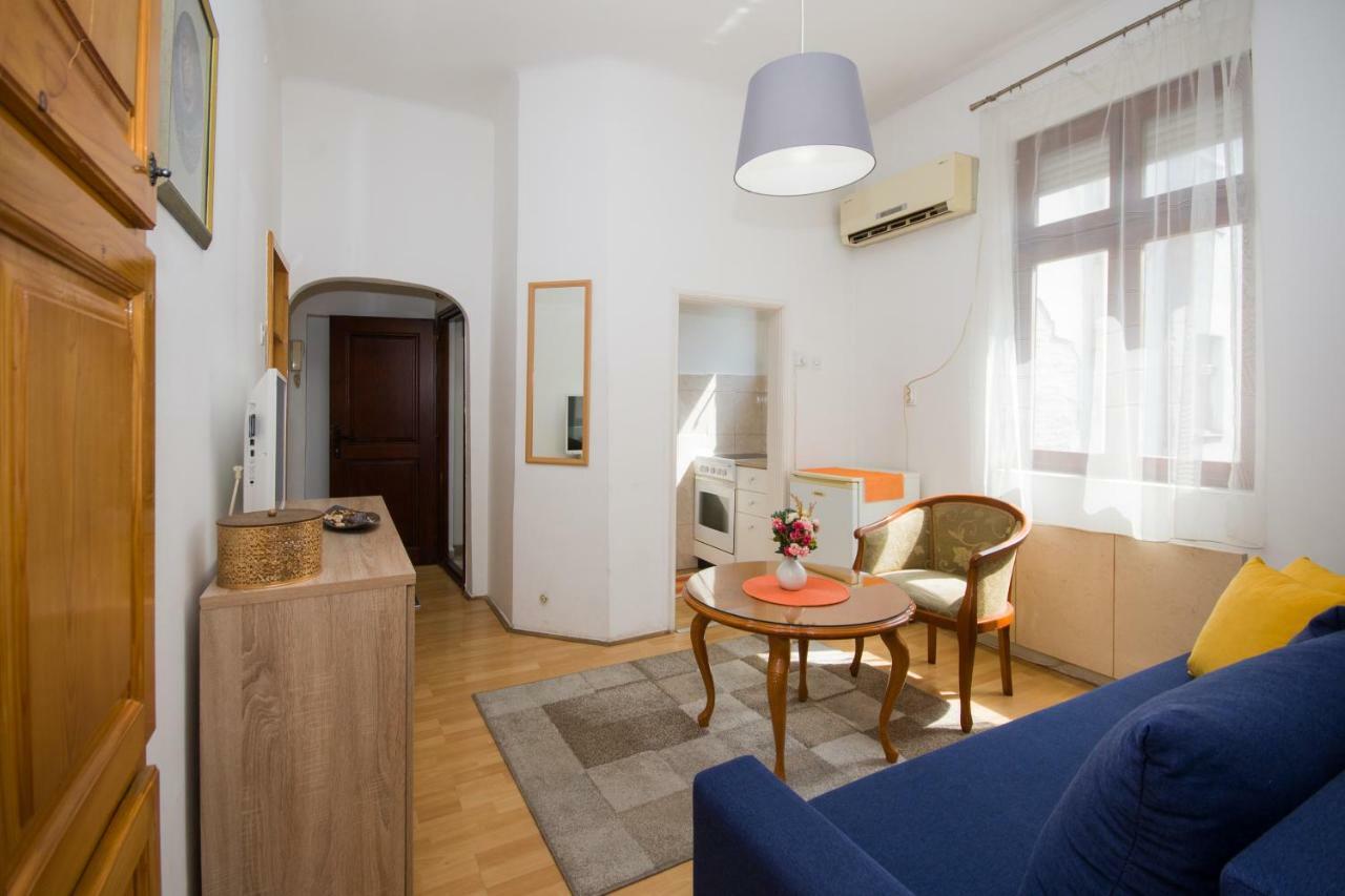 Downtown Star Apartment Belgrade Luaran gambar